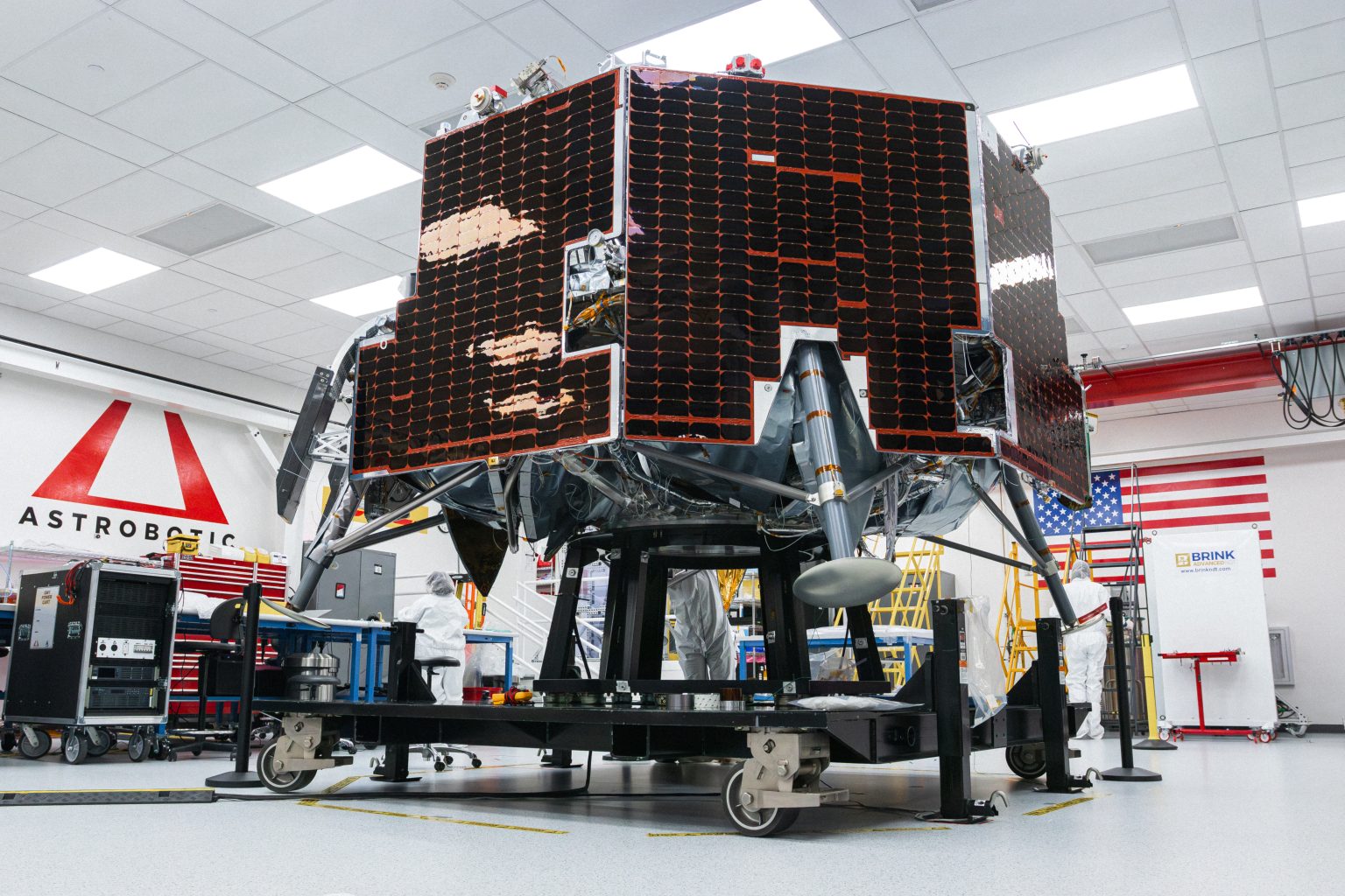 Lądownik Griffin-1 (Moon Base II) podczas oficjalnej prezentacji w siedzibie Astrobotic w Pittsburghu, czerwiec 2026. Źródło: Astrobotic.